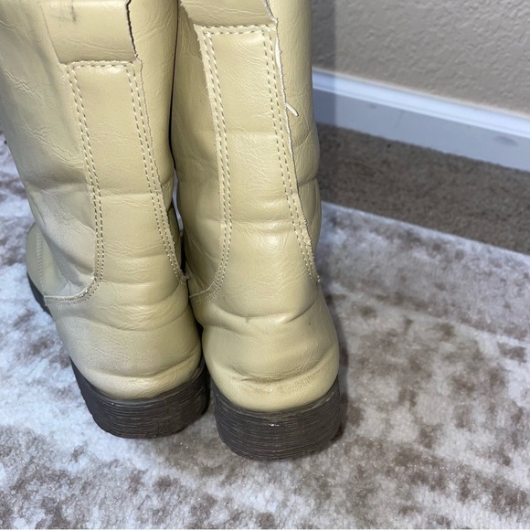 💋Bundle 4 items for $20. Add items💋 to a bundle - Picture 5 of 5